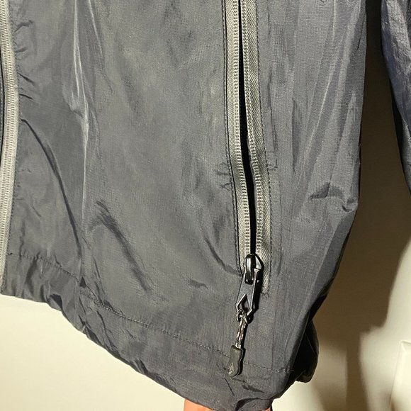 Volcom Rain Jacket - Picture 14 of 14